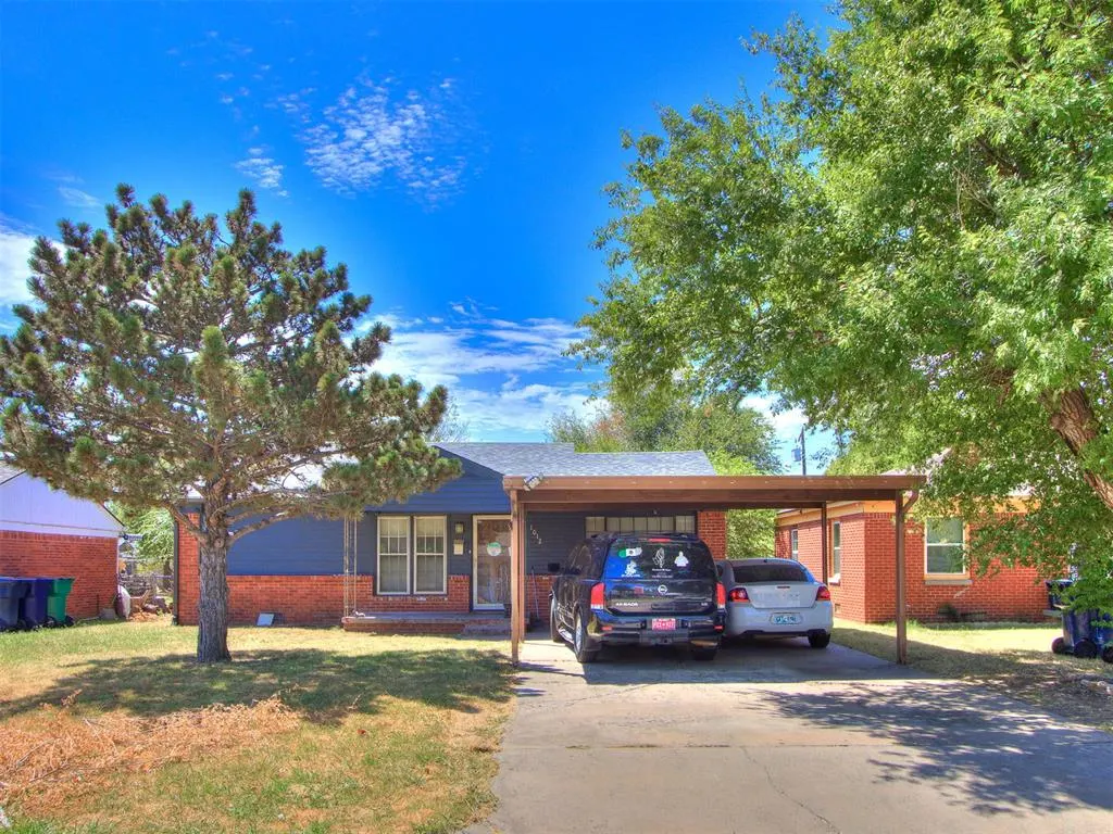Photo 2 — 1012 SW 45th Street, Oklahoma City, OK 73109