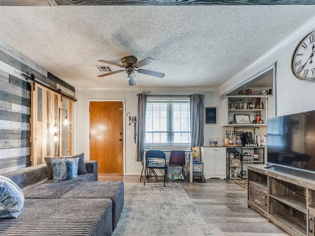 Photo 6 — 1012 SW 45th Street, Oklahoma City, OK 73109