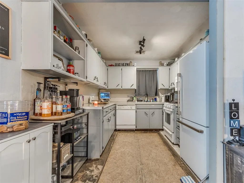 Photo 19 — 1012 SW 45th Street, Oklahoma City, OK 73109