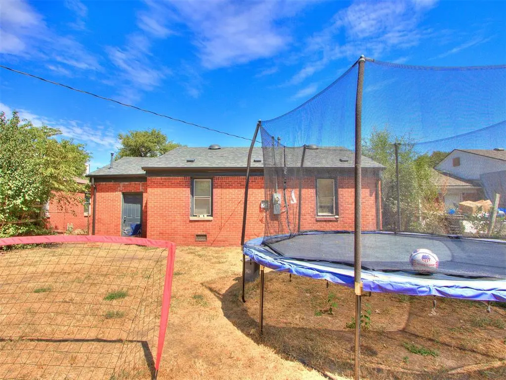 Photo 26 — 1012 SW 45th Street, Oklahoma City, OK 73109