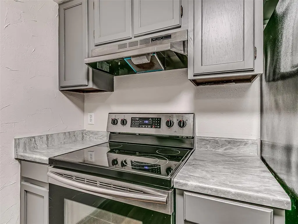 Photo 11 — 1009 Shady Creek Circle, Guthrie, OK 73044