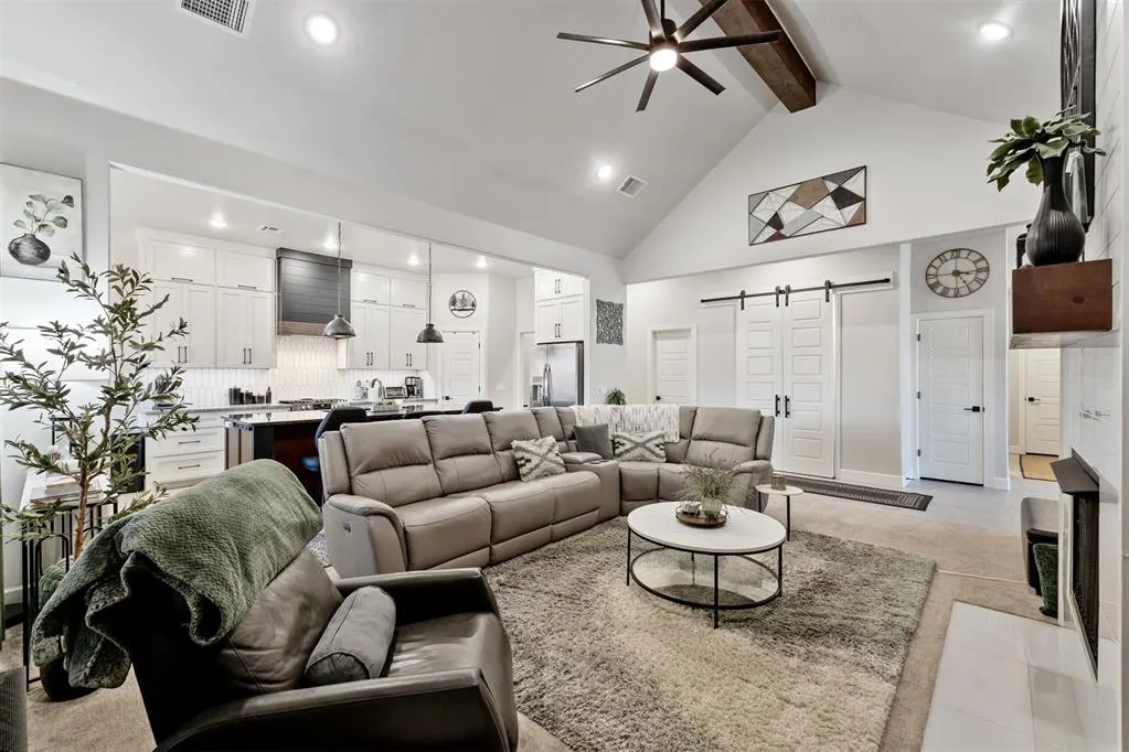 Photo 10 — 1800 Lago Drive, Oklahoma City, OK 73160