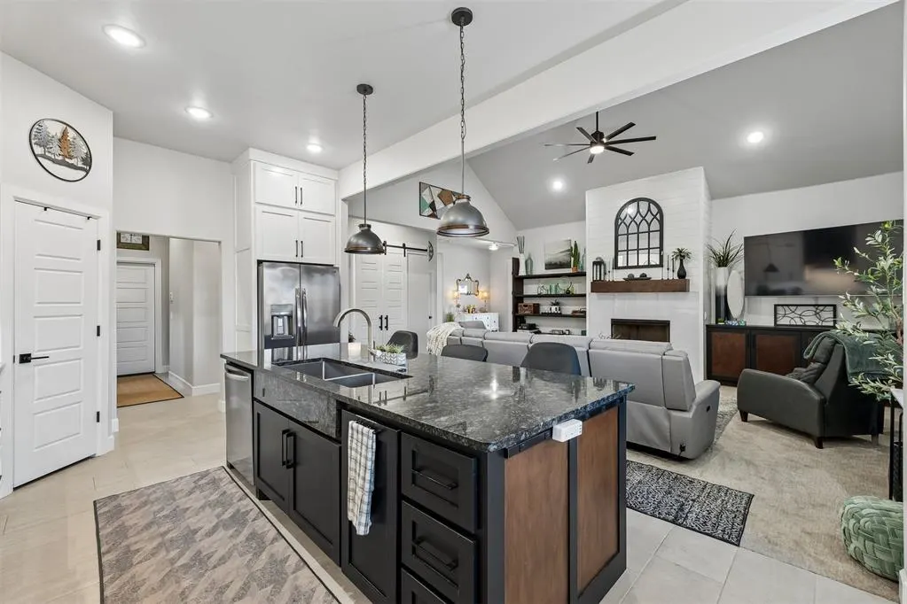 Photo 15 — 1800 Lago Drive, Oklahoma City, OK 73160
