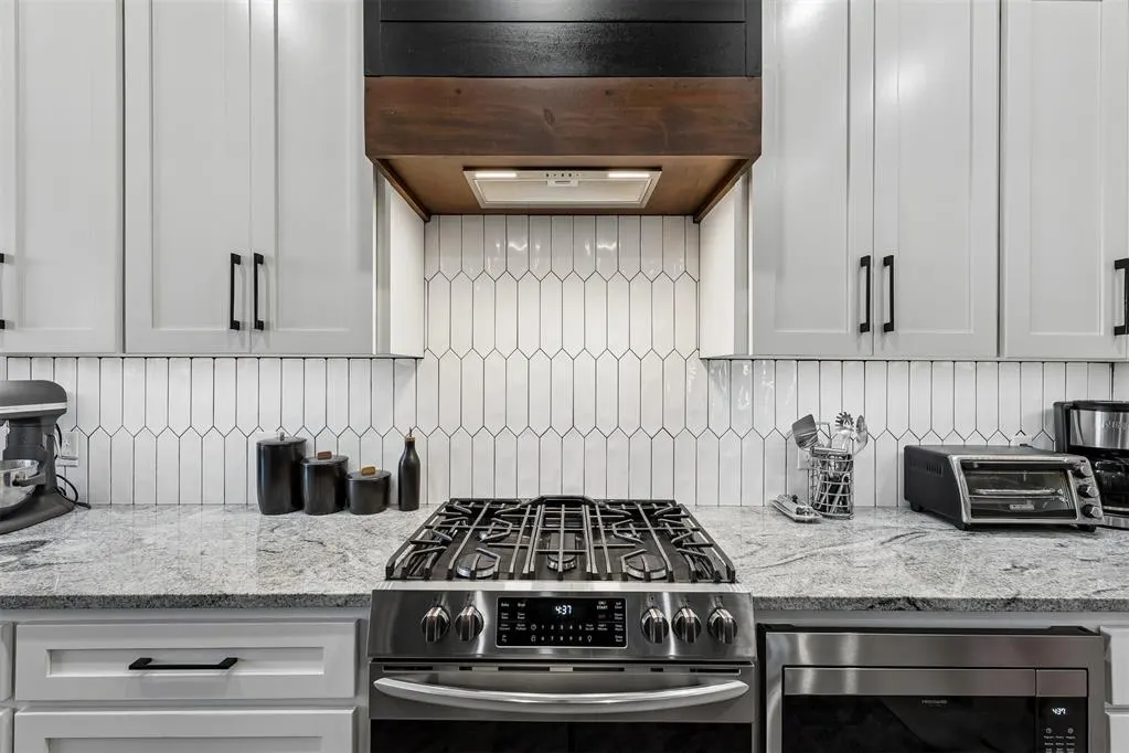 Photo 17 — 1800 Lago Drive, Oklahoma City, OK 73160