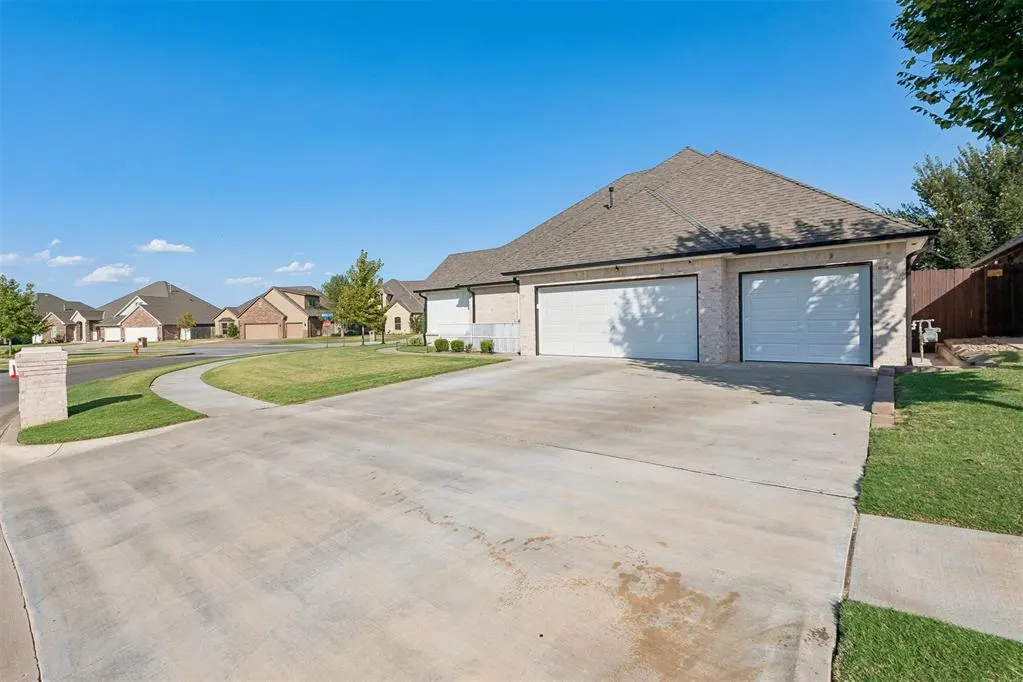 Photo 48 — 1800 Lago Drive, Oklahoma City, OK 73160