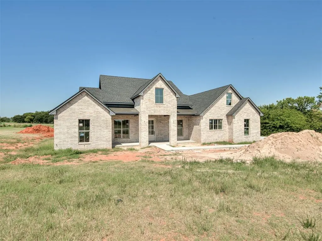 Front exterior — 23165 Oak Lawn Avenue, Washington, OK 73093