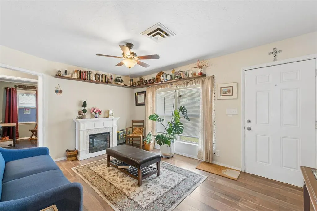 Photo 3 — 411 Russell Drive, Oklahoma City, OK 73110
