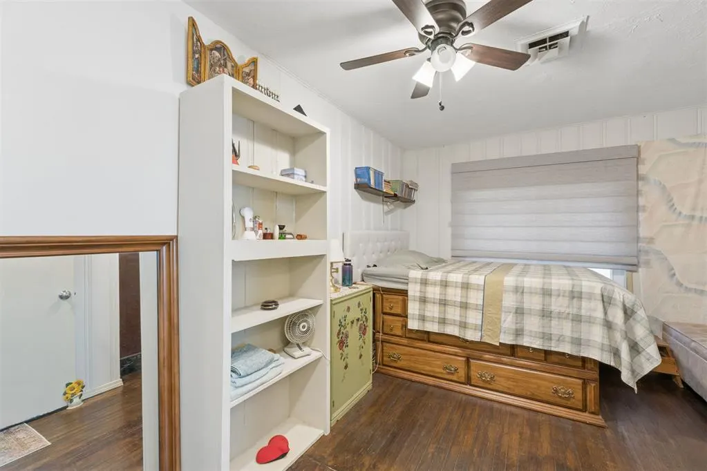 Photo 14 — 411 Russell Drive, Oklahoma City, OK 73110