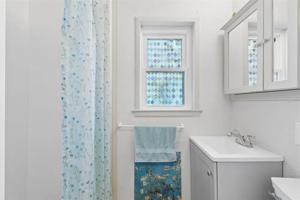 Photo 18 — 411 Russell Drive, Oklahoma City, OK 73110
