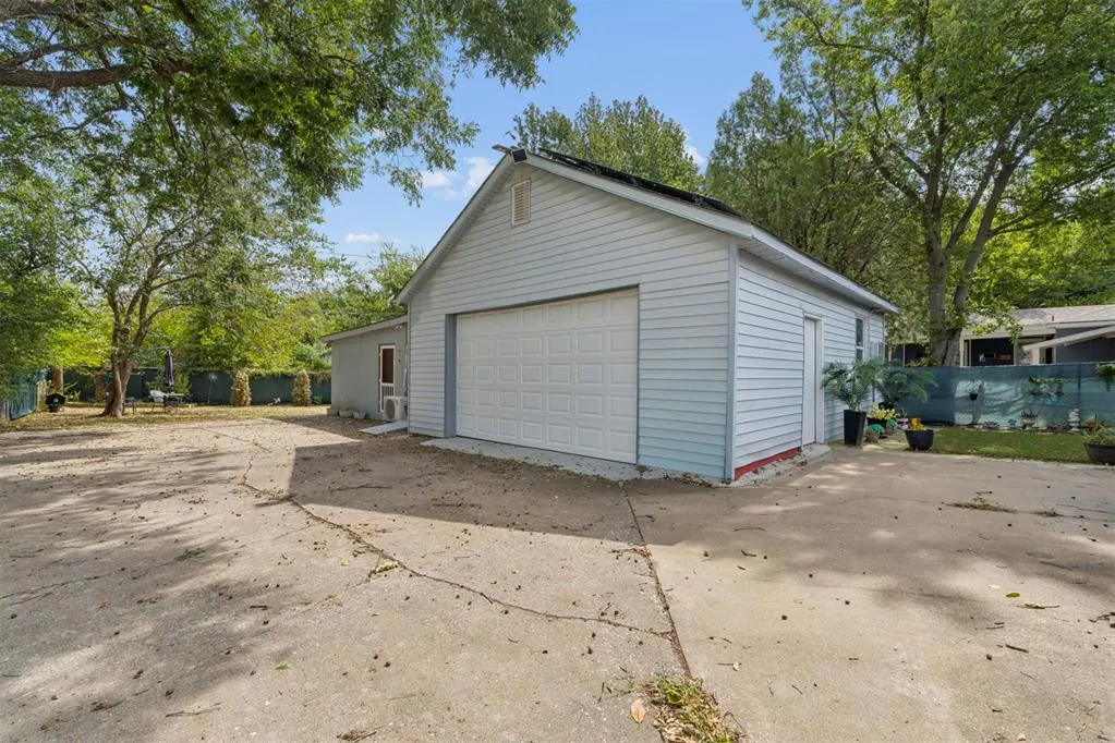 Photo 33 — 411 Russell Drive, Oklahoma City, OK 73110