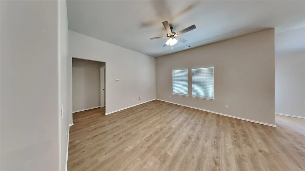 Photo 5 — 9000 NW 127th Terrace, Yukon, OK 73099