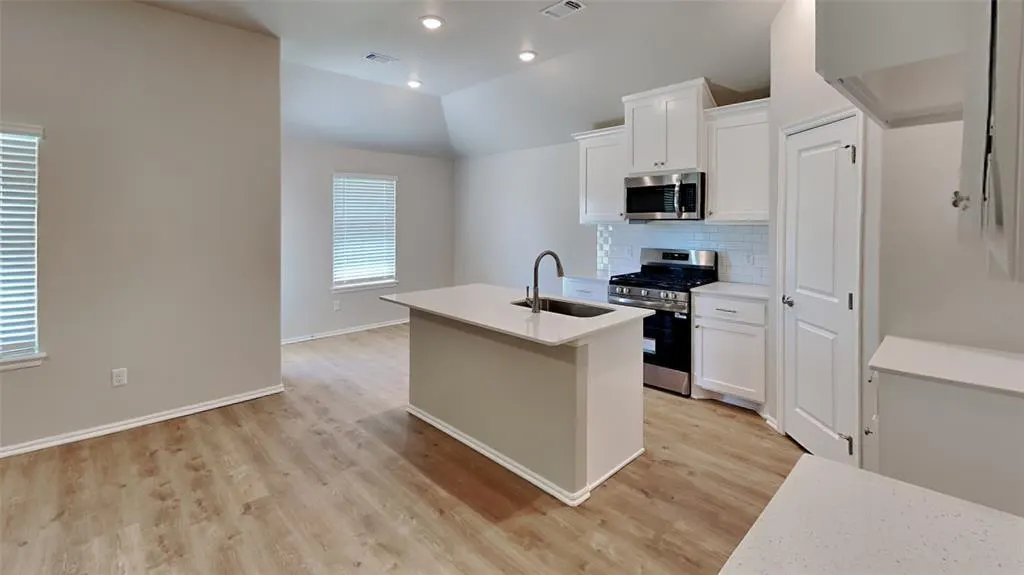 Photo 6 — 9000 NW 127th Terrace, Yukon, OK 73099