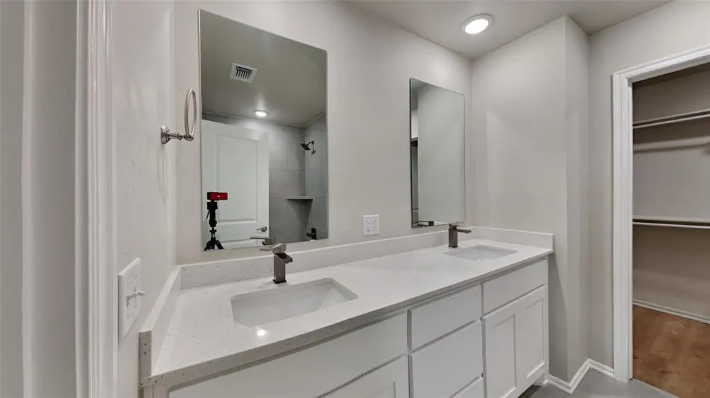 Photo 10 — 9000 NW 127th Terrace, Yukon, OK 73099