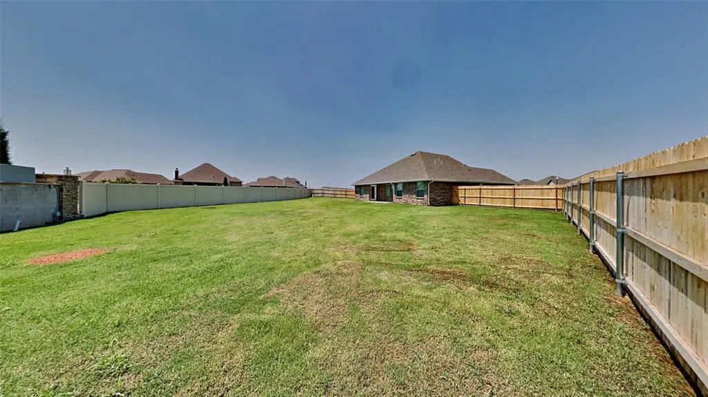 Photo 21 — 9000 NW 127th Terrace, Yukon, OK 73099