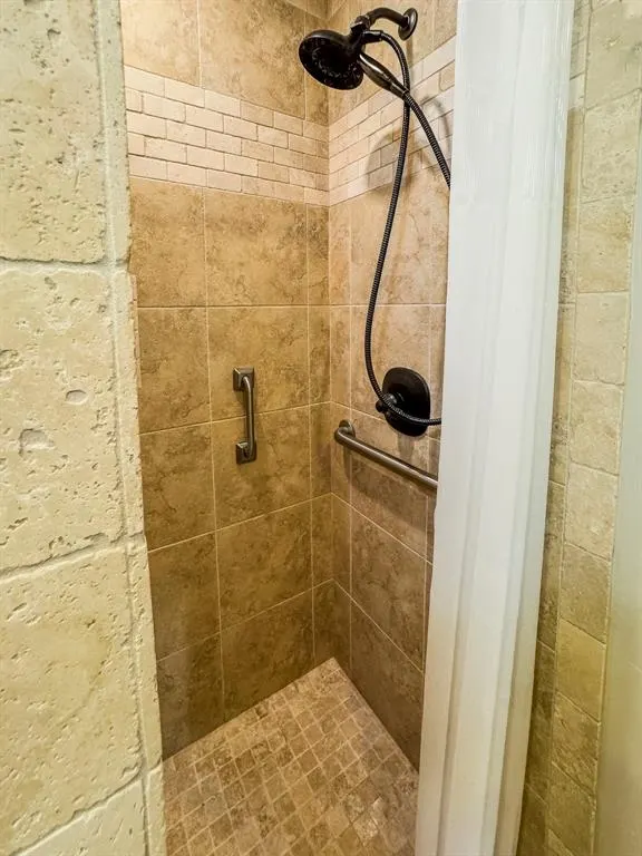 Photo 27 — 10001 Thompson Avenue, Yukon, OK 73099