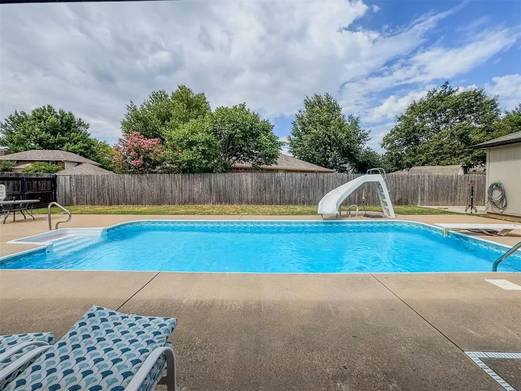 Photo 30 — 10001 Thompson Avenue, Yukon, OK 73099