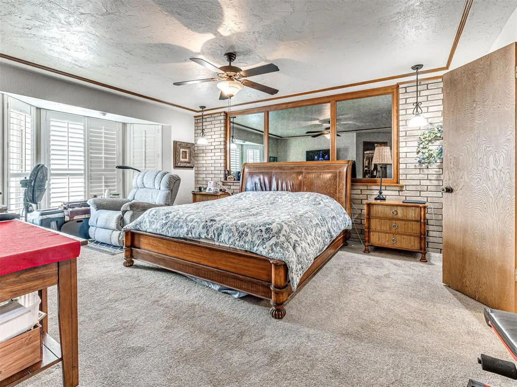 Photo 19 — 10001 Thompson Avenue, Yukon, OK 73099