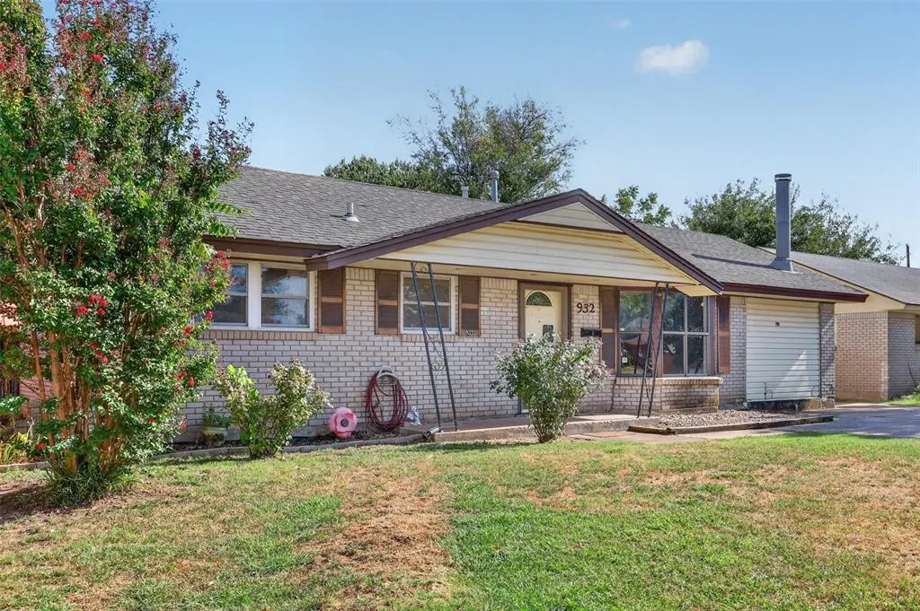 Photo 4 — 932 NW 1st Street, Oklahoma City, OK 73160