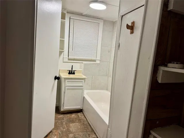 Photo 6 — 812 W Colorado Avenue, Chickasha, OK 73018