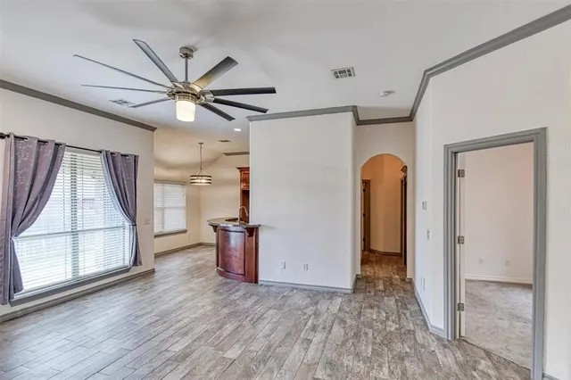 Photo 8 — 4228 Notting Hill Drive, Oklahoma City, OK 73160