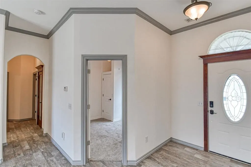 Photo 10 — 4228 Notting Hill Drive, Oklahoma City, OK 73160
