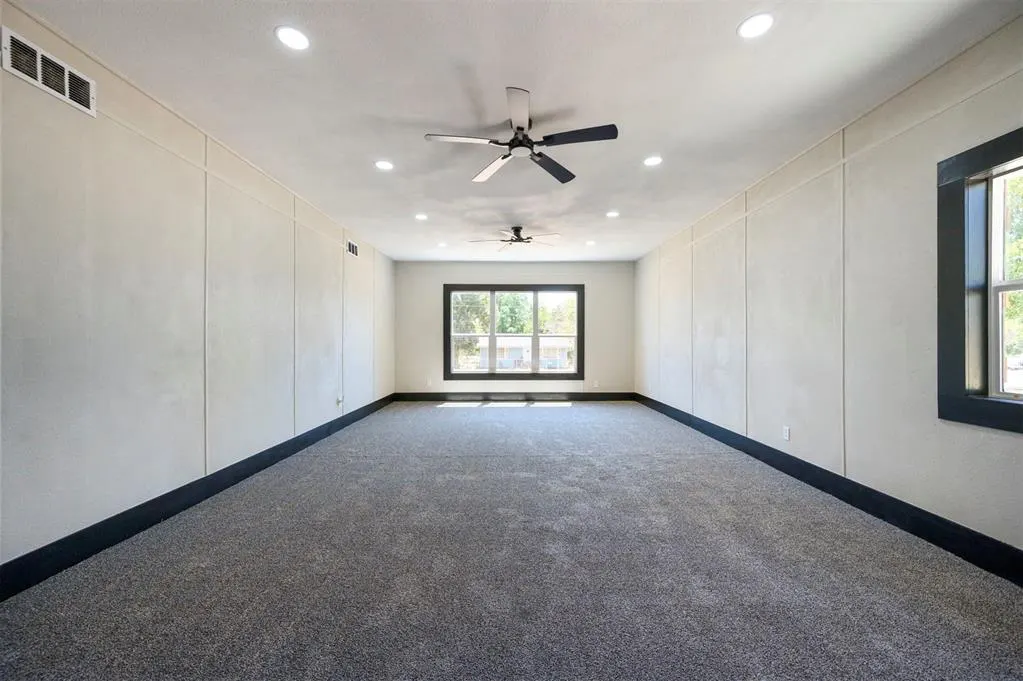 Photo 12 — 209 Boston, Fort Towson, OK 74735