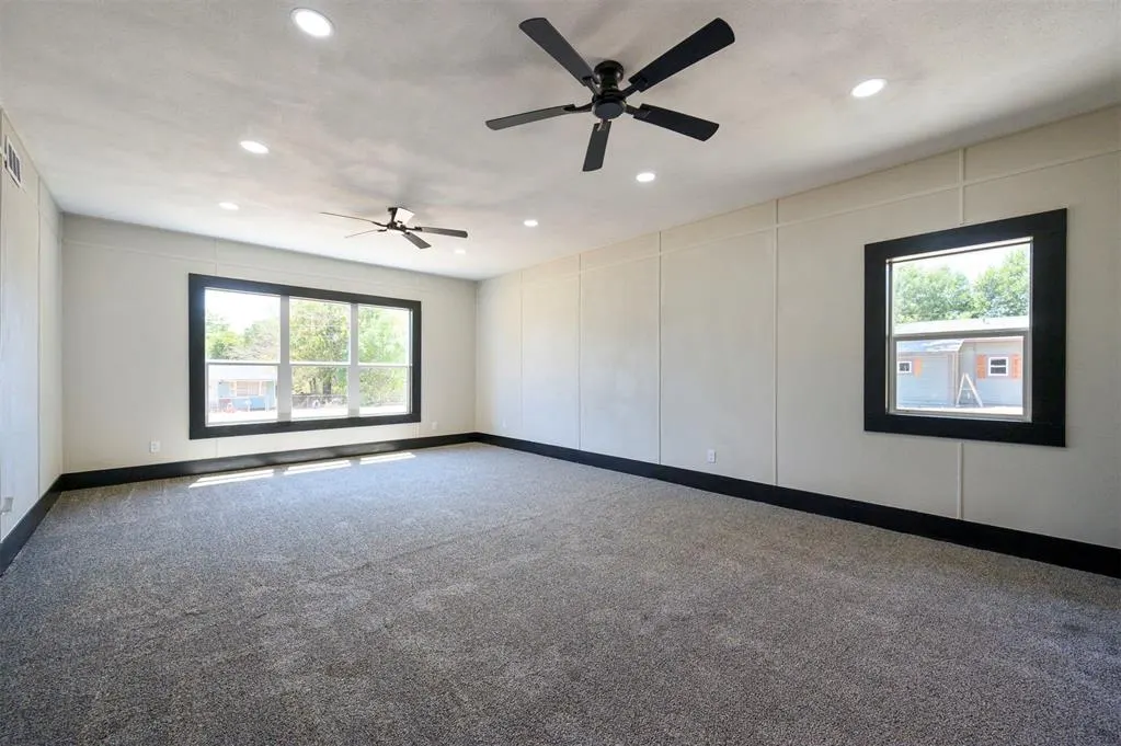 Photo 13 — 209 Boston, Fort Towson, OK 74735