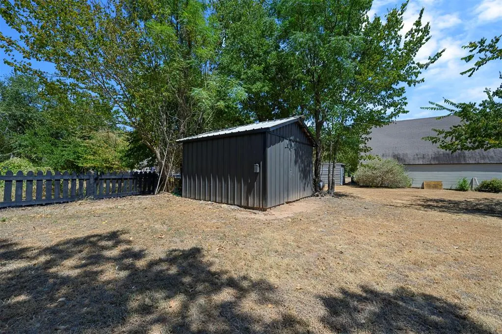 Photo 41 — 209 Boston, Fort Towson, OK 74735