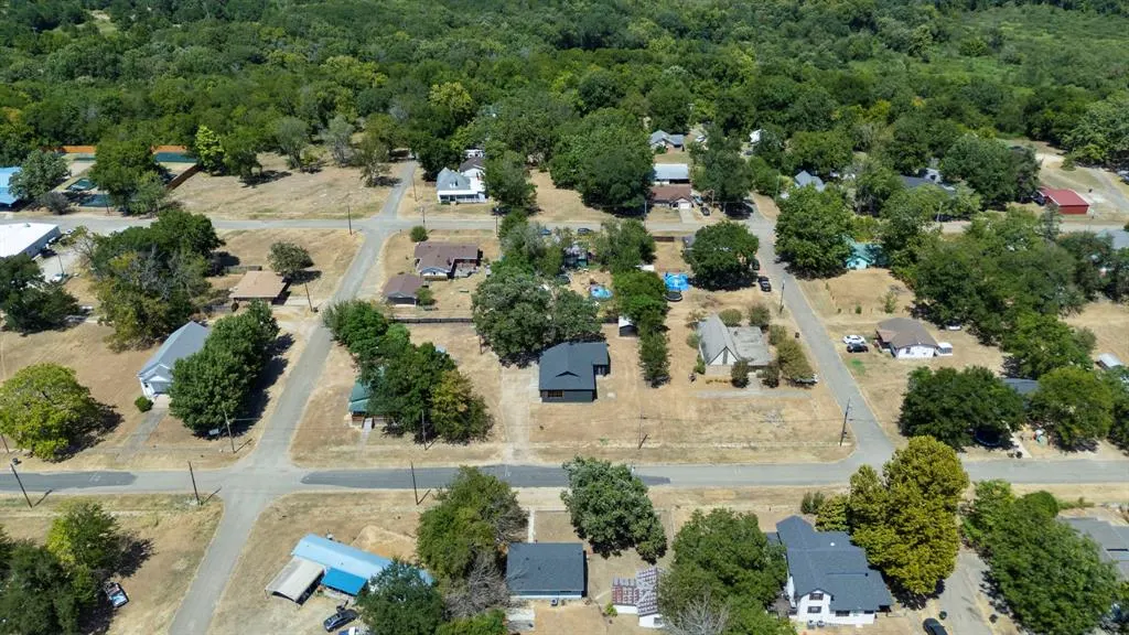 Photo 45 — 209 Boston, Fort Towson, OK 74735