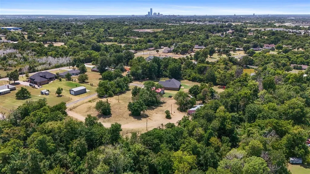 Photo 14 — 0000 NE 31st Street, Forest Park, OK 73121