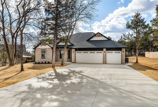 Photo 4 — 2415 Black Jack Way, Blanchard, OK 73010