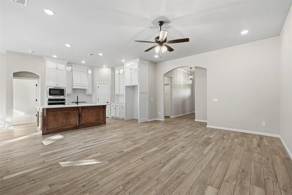 Photo 8 — 2415 Black Jack Way, Blanchard, OK 73010