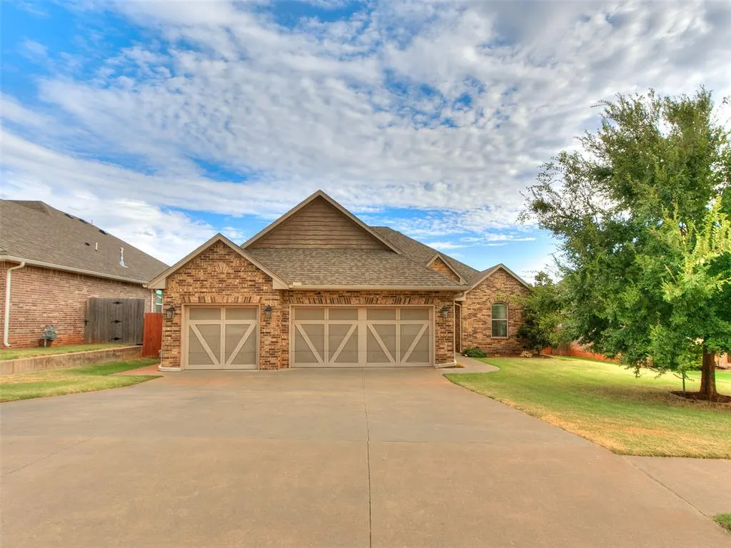 Photo 2 — 2251 E Kellan Court Terrace, Mustang, OK 73064
