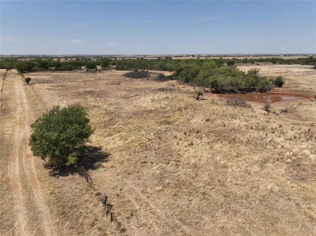 Photo 17 — 20 County Road 1300, Amber, OK 73004
