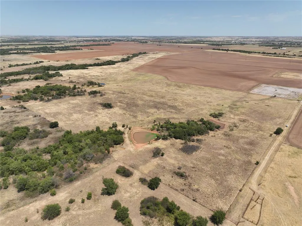 Photo 30 — 20 County Road 1300, Amber, OK 73004