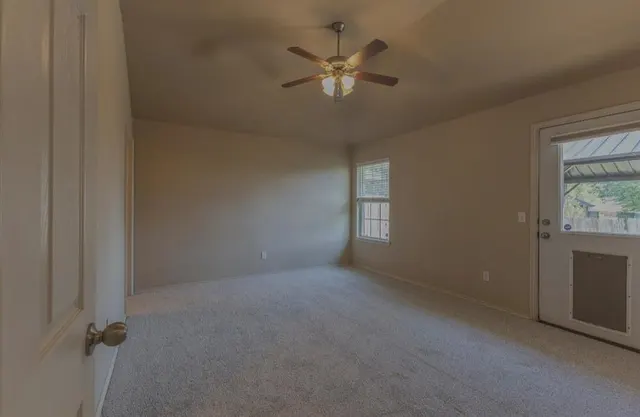 Photo 5 — 12368 SW 6th Street, Yukon, OK 73099