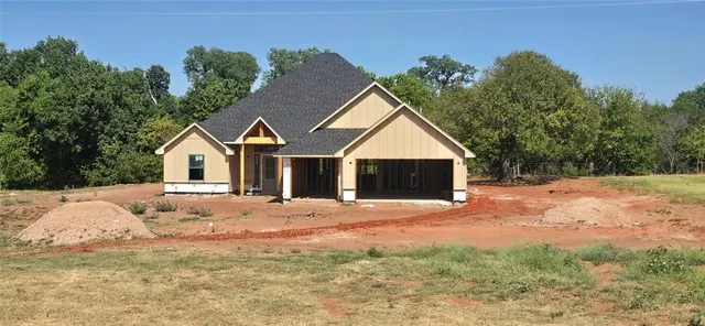 Photo 2 — 1149 Wolf Creek Court, Blanchard, OK 73010