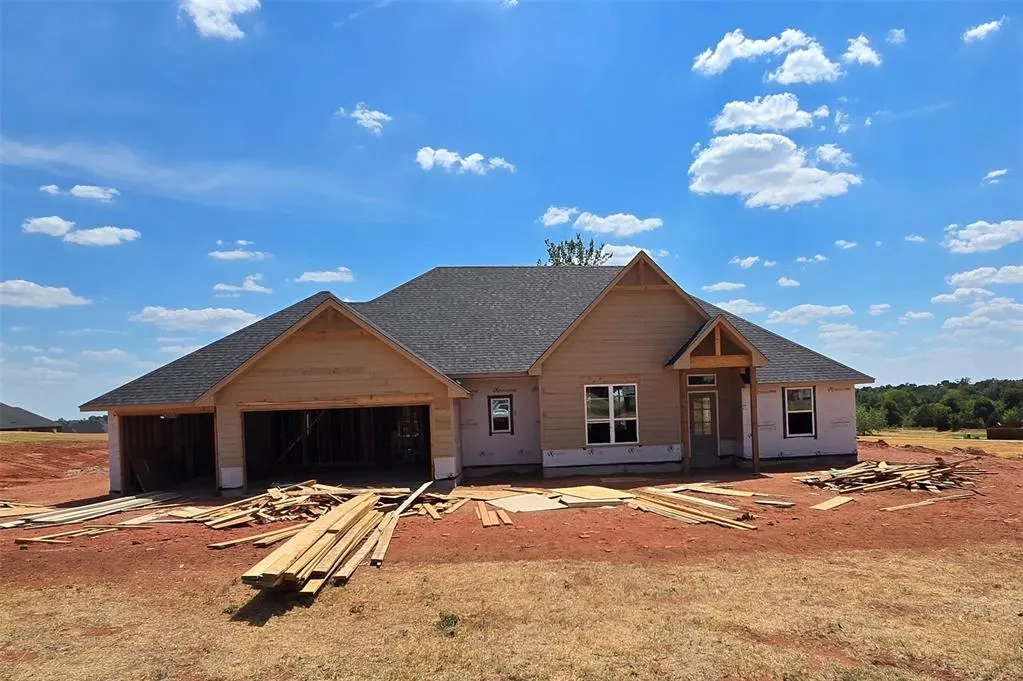 Front exterior — 2437 Wolf Creek Bend, Blanchard, OK 73010
