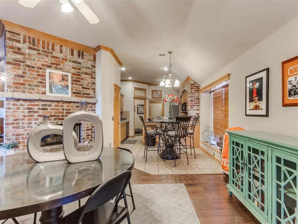 Photo 4 — 16704 Valderama Way, Edmond, OK 73012