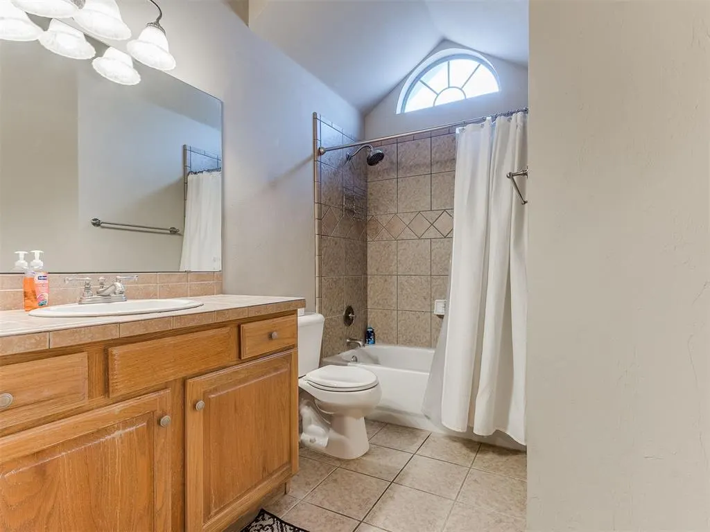 Photo 28 — 16704 Valderama Way, Edmond, OK 73012