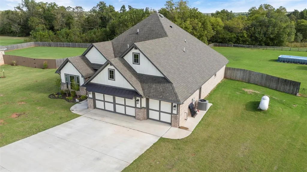 Photo 6 — 1093 Wild Rye Court, Blanchard, OK 73010