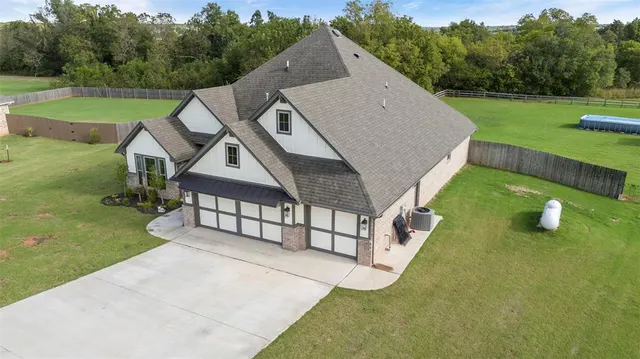 Photo 6 — 1093 Wild Rye Court, Blanchard, OK 73010