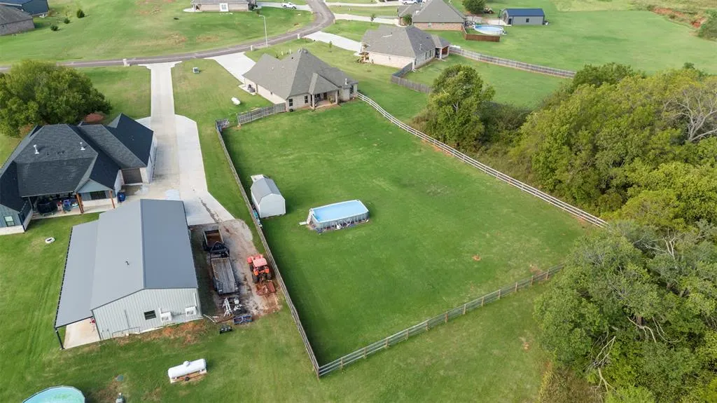 Photo 38 — 1093 Wild Rye Court, Blanchard, OK 73010