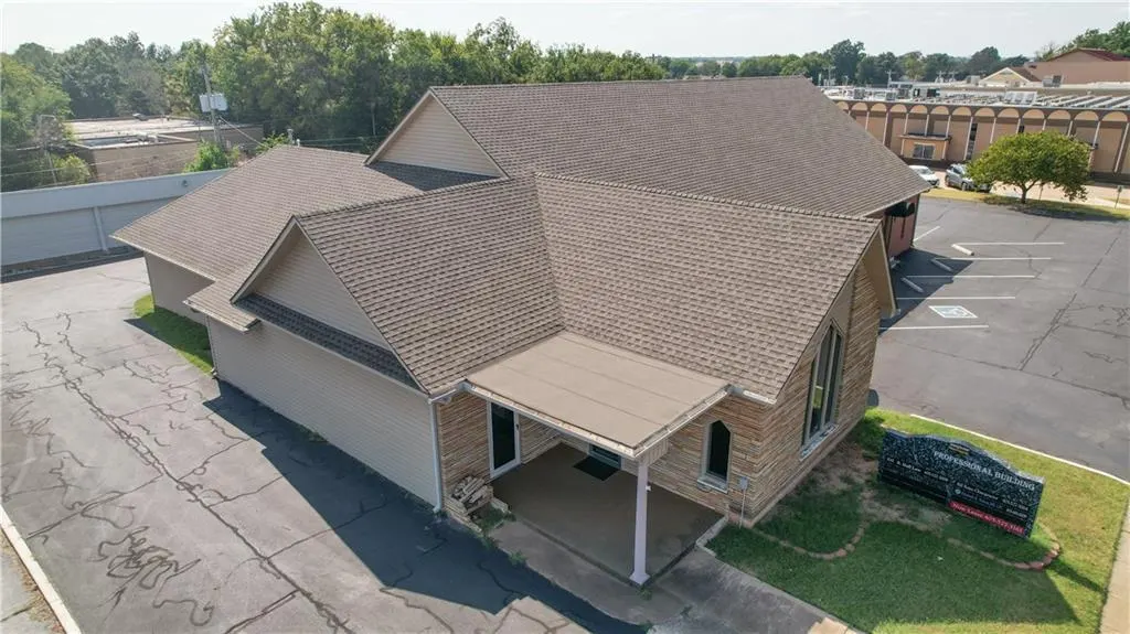 Photo 26 — 310 W Main Street, Purcell, OK 73080