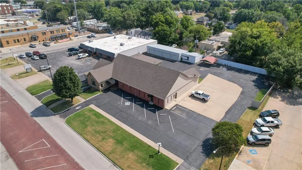 Photo 27 — 310 W Main Street, Purcell, OK 73080