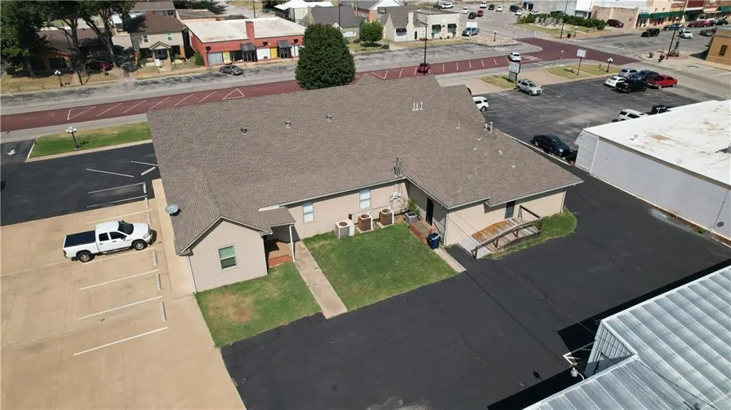 Photo 30 — 310 W Main Street, Purcell, OK 73080