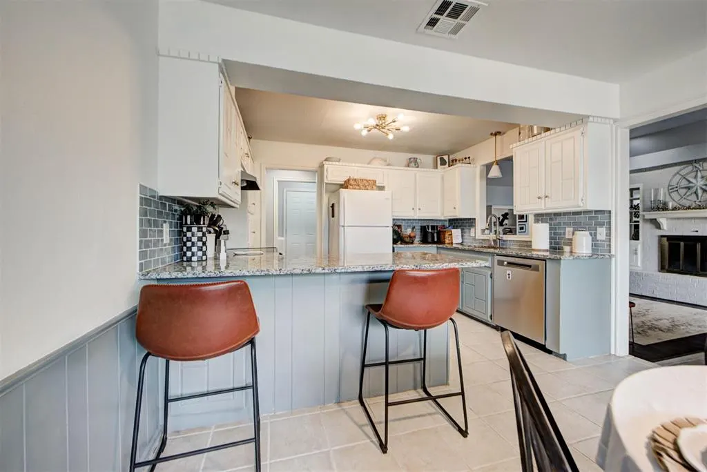 Photo 11 — 6612 Elk Canyon Road, Oklahoma City, OK 73162