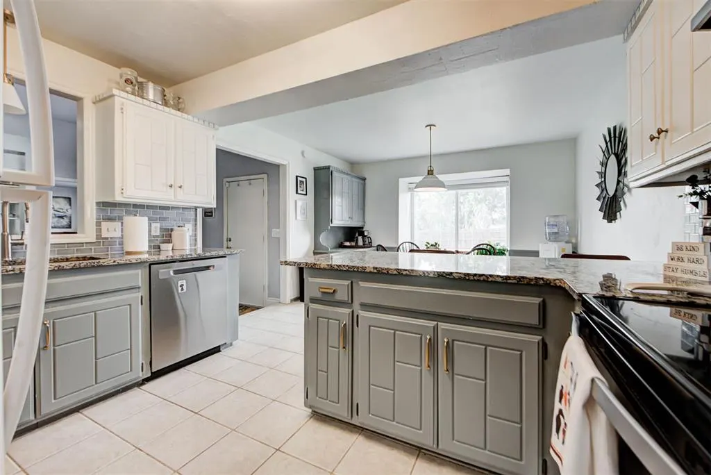 Photo 14 — 6612 Elk Canyon Road, Oklahoma City, OK 73162