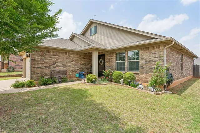 Photo 2 — 11429 NW 130th Street, Piedmont, OK 73078
