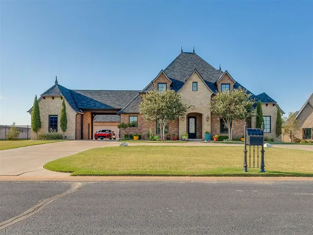 Photo 6 — 4213 Paloma Circle, Edmond, OK 73012